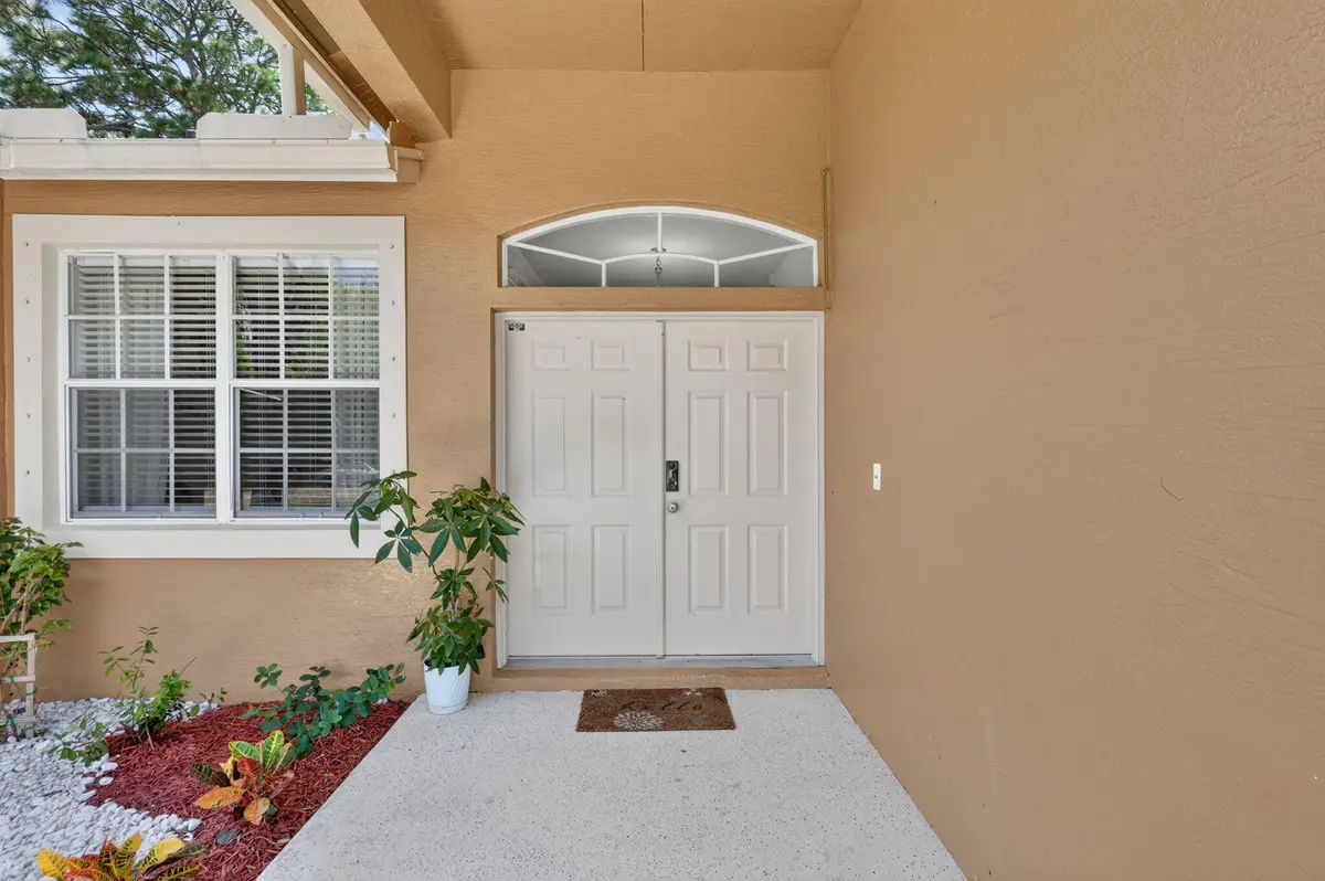 3-web-or-mls-7R7A5817 at 7907 Winter Garden Parkway, Fort Pierce