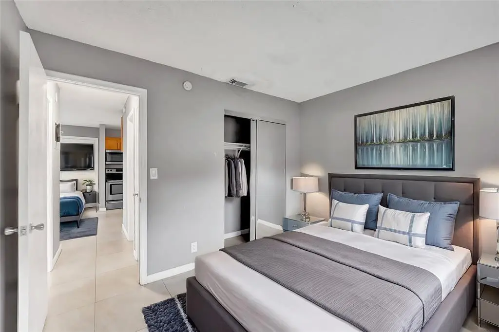 Photo 6 at 5186 NE 6TH Avenue 719, Oakland Park