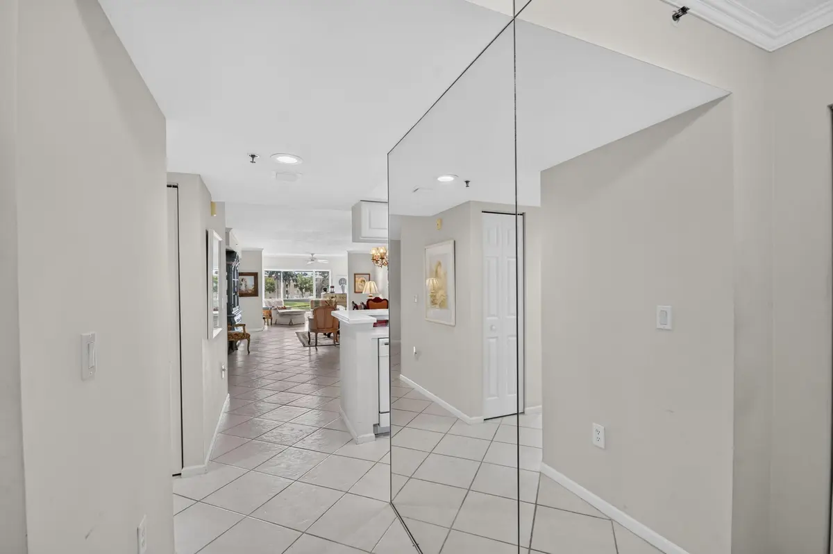 6-web-or-mls-DSC_5348 at 12547 Imperial Isle Drive 303, Boynton Beach