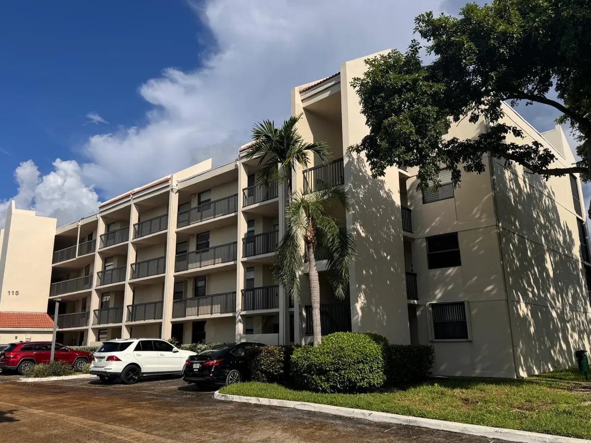 115 2 at 115 Lake Emerald Drive 410, Oakland Park
