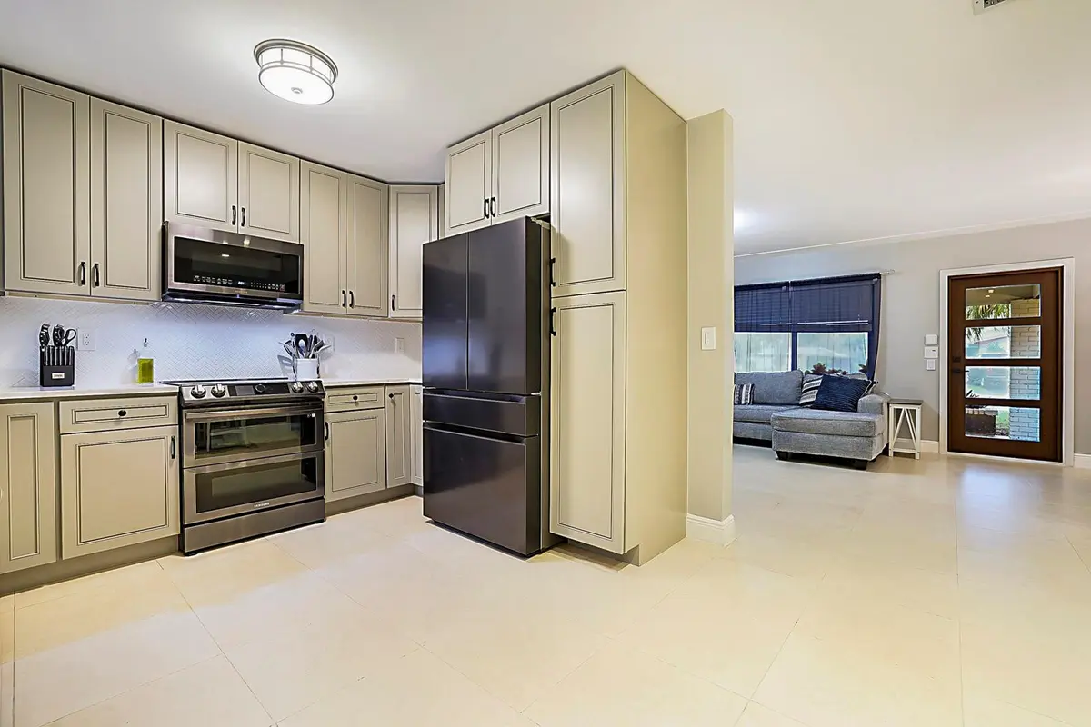 Photo 2 at 1701 SW 32ND Court, Fort Lauderdale