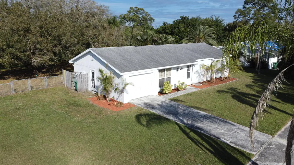 RD EXT 2 at 231 NE SOLIDA Circle, Port St. Lucie