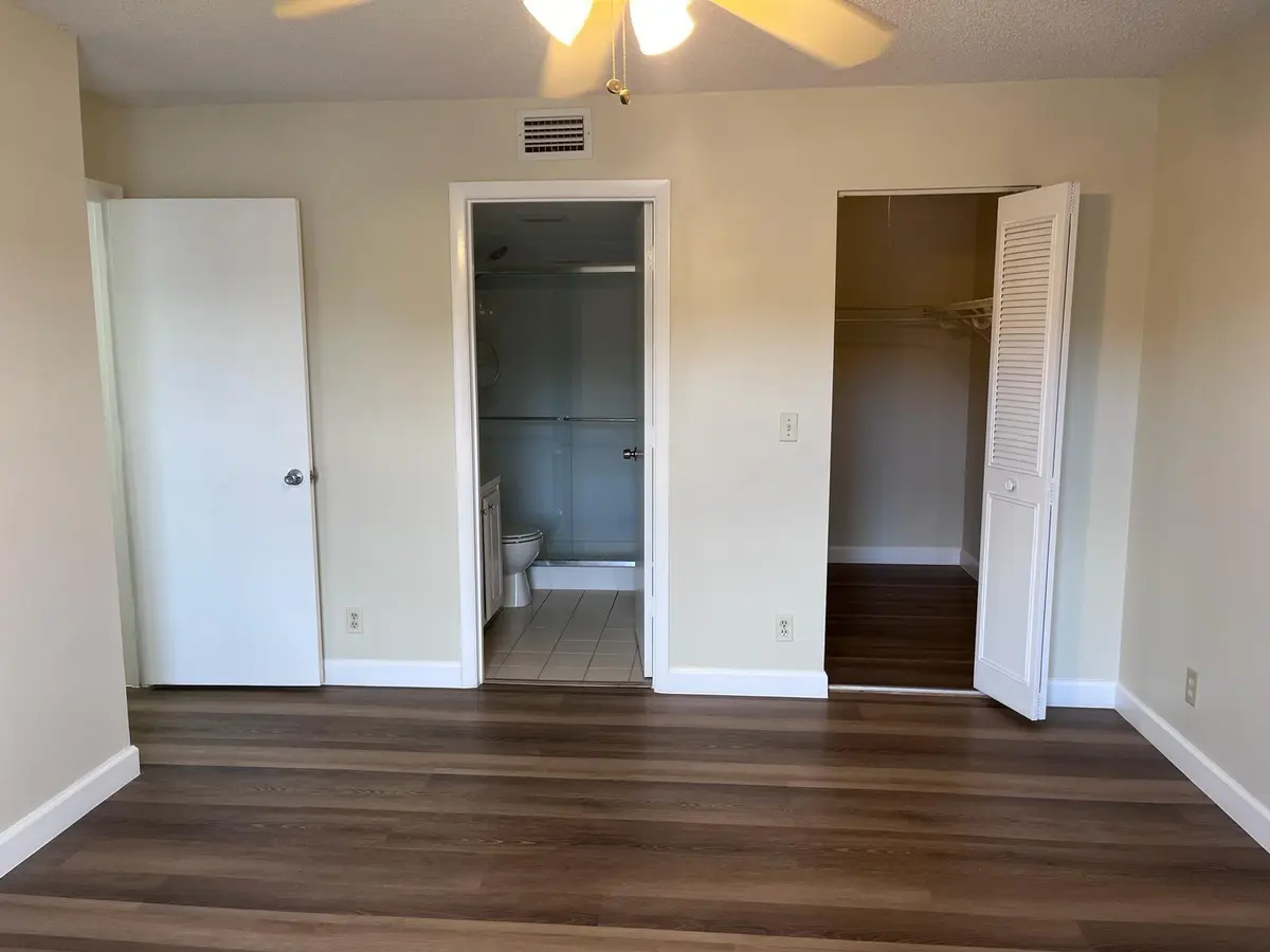 1002GP7 at 1002 Green Pine Boulevard F2, West Palm Beach