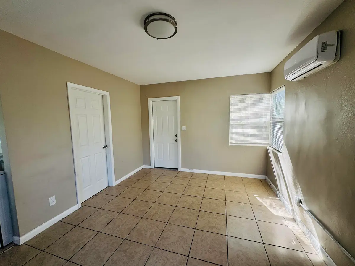 IMG_1071 at 602 TEXAS Court A, Fort Pierce