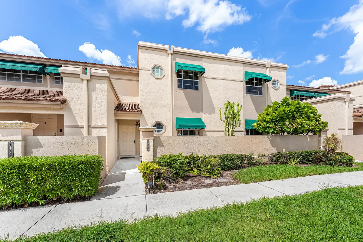 002-6735ViaRegina-BocaRaton-FL-33433-FUL at 6735 Via Regina, Boca Raton