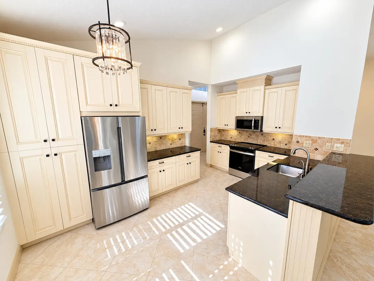 6f17206d-7cd2-4063-b397-c0f8240f27fc at 6841 NW 81ST Court, Parkland