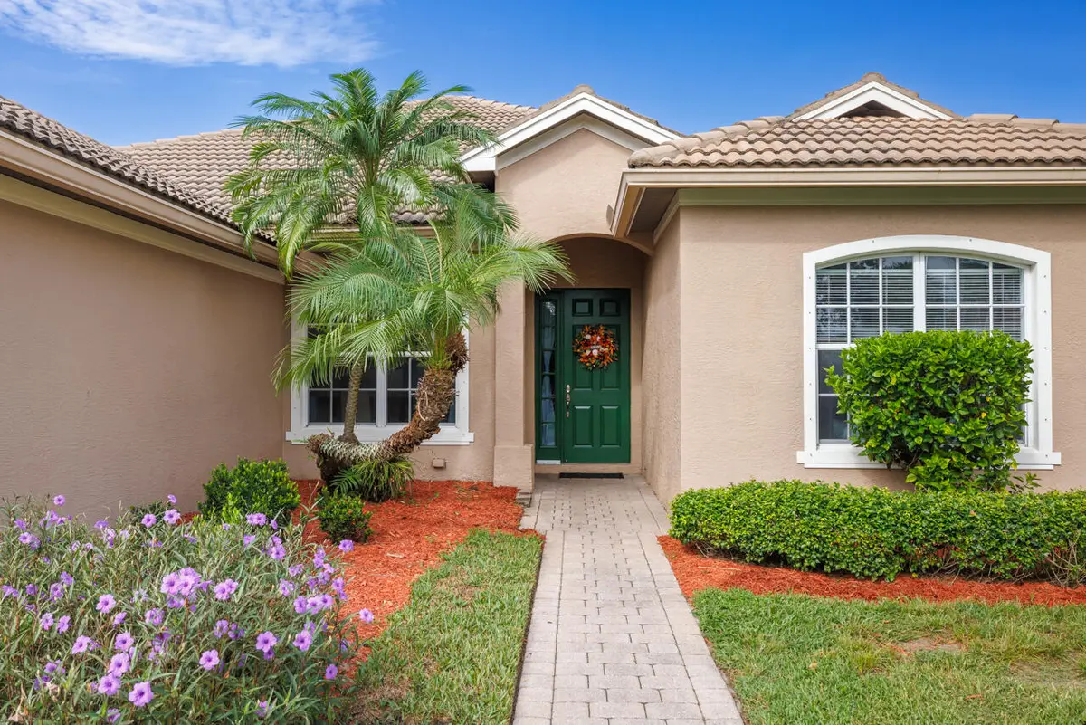 359 NW Sheffield Circle, Port St. Lucie, FL – photo 1