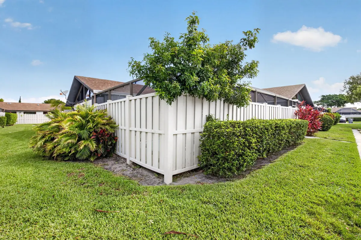 Side View of Villa at 9939 Boca Gardens Trail D, Boca Raton