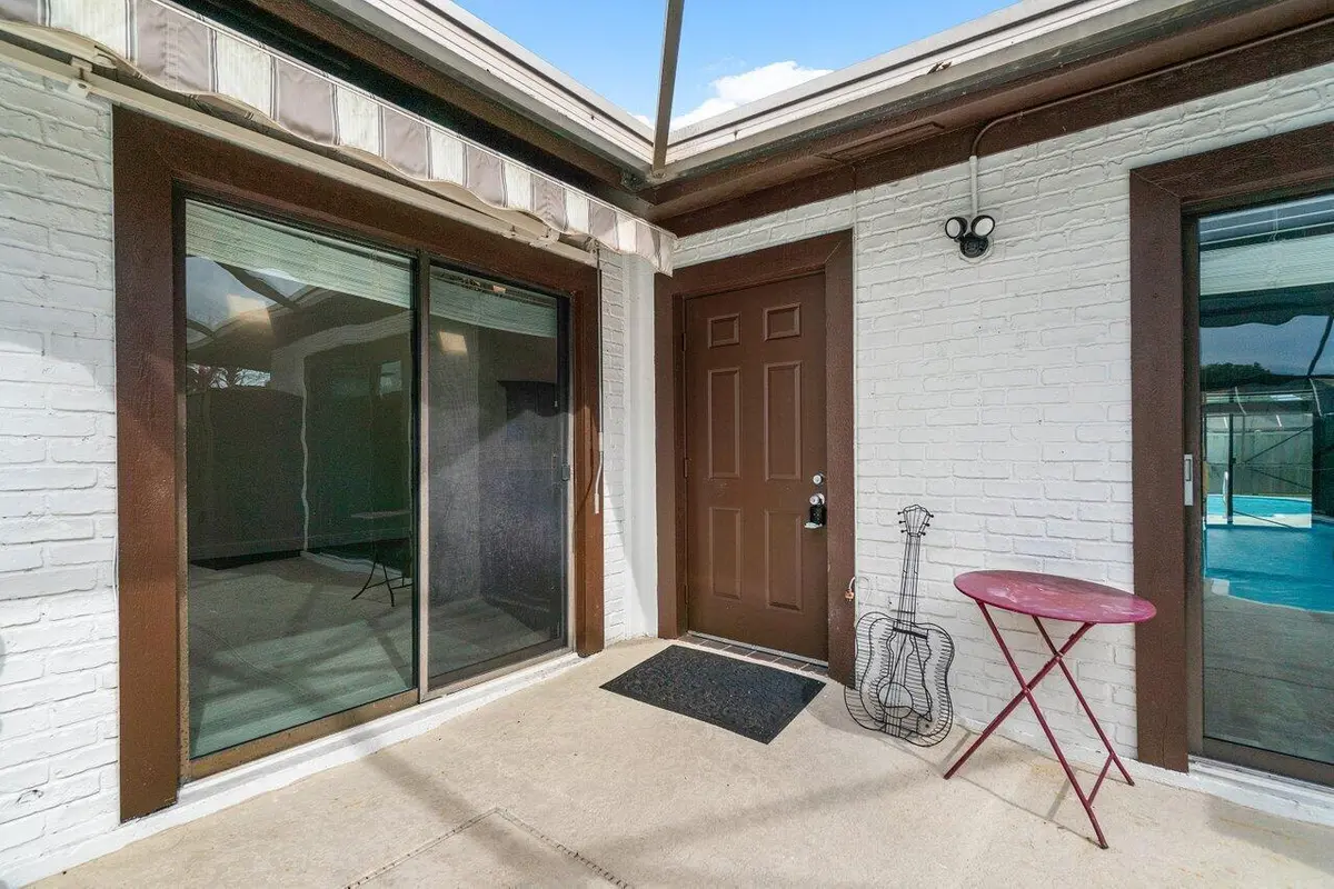 Courtyard at 9939 Boca Gardens Trail D, Boca Raton