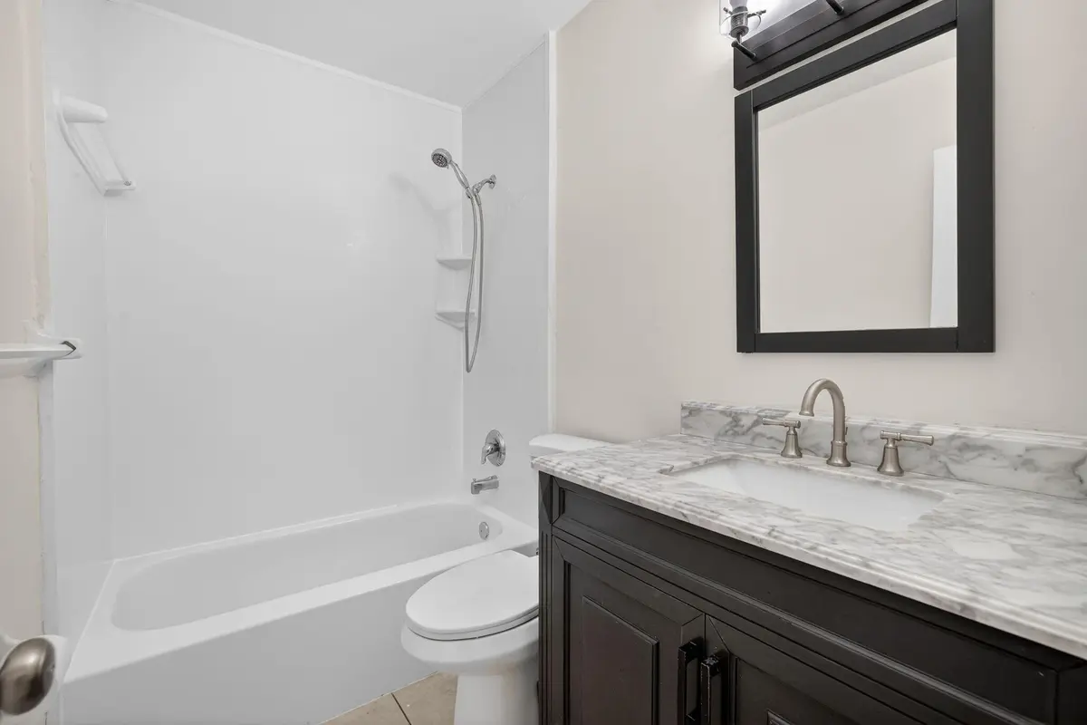 41-web-or-mls-699A3078 at 2500 SW 18th Terrace 3, Fort Lauderdale