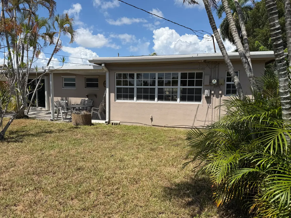 Back of Structure at 2924 NW 9TH Terrace, Wilton Manors