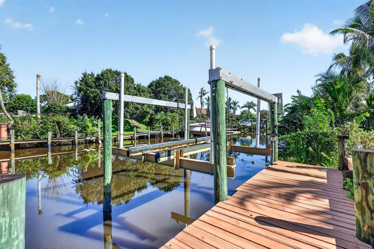 58-web-or-mls-5P1A7214 at 189 NE SAGAMORE Terrace, Port St. Lucie