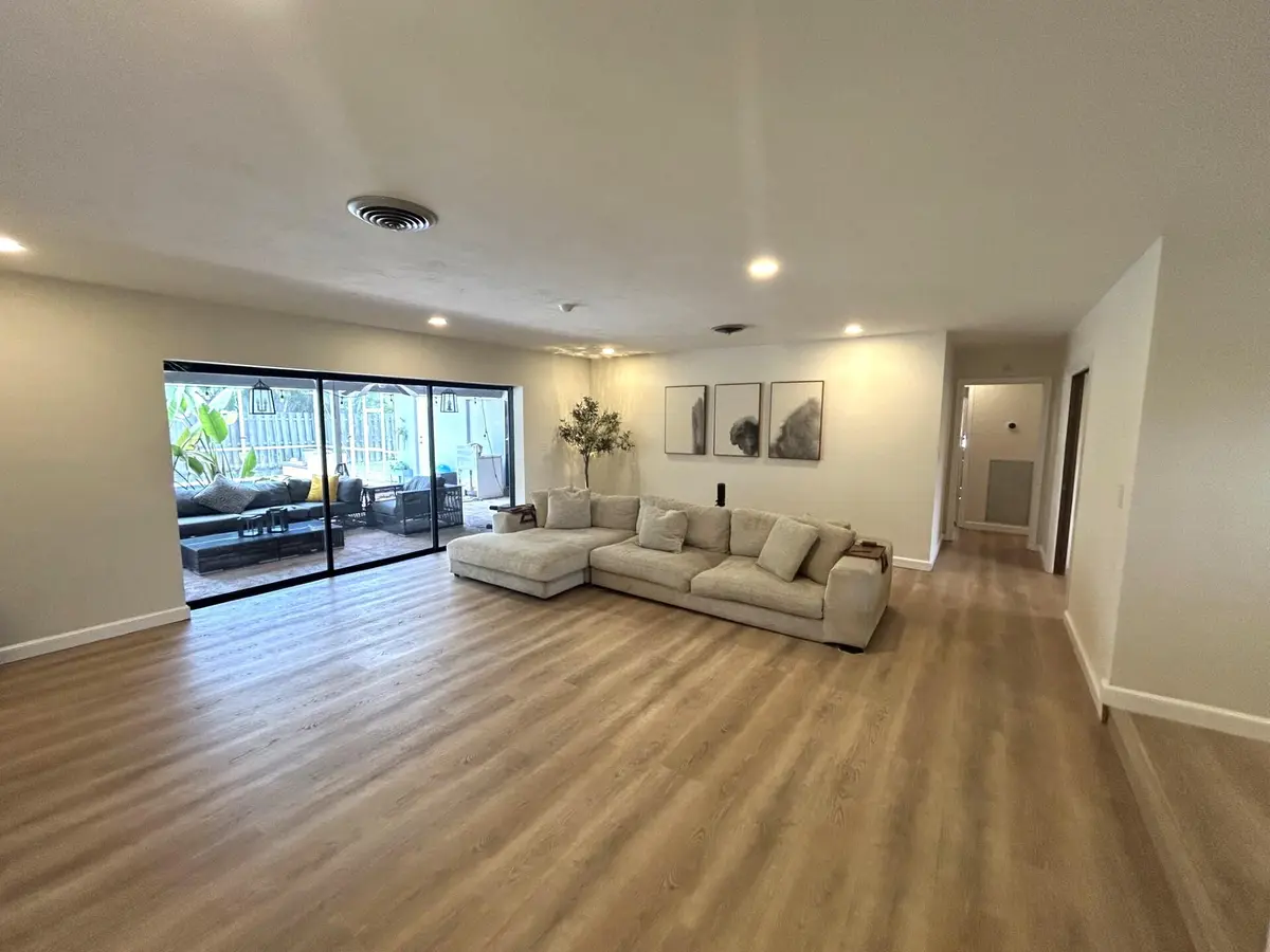 560 NEW Living at 560 S LAKE DASHA Drive, Plantation