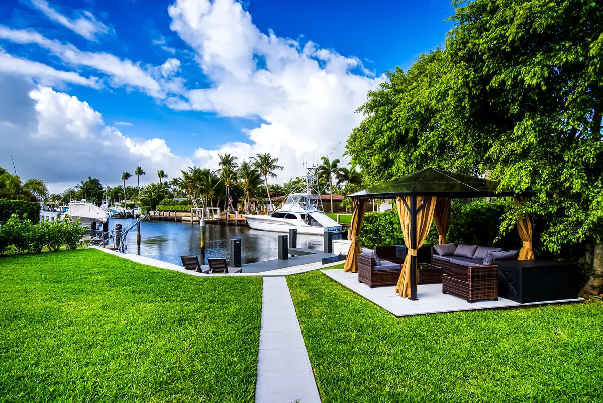 Dock at 1250 SE 10TH Street, Deerfield Beach