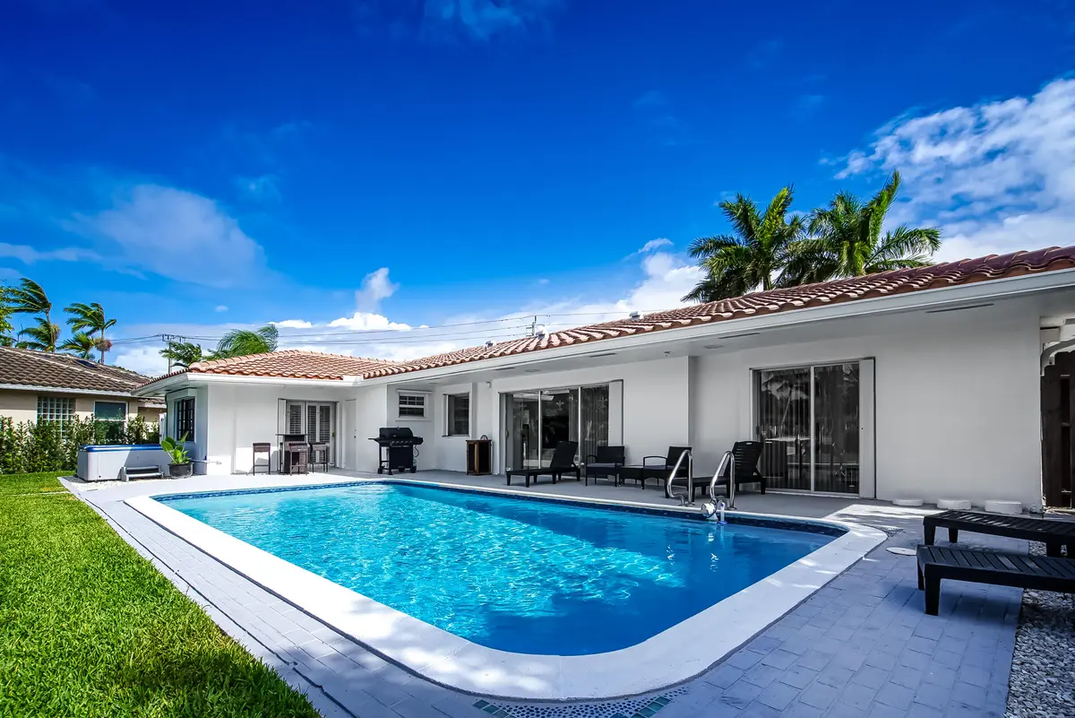 Pool at 1250 SE 10TH Street, Deerfield Beach