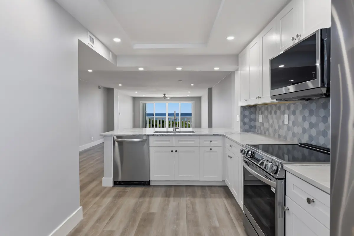 015-019-1012 N Ocean Blvd-4200x2804 at 1012 N OCEAN Boulevard 202, Pompano Beach