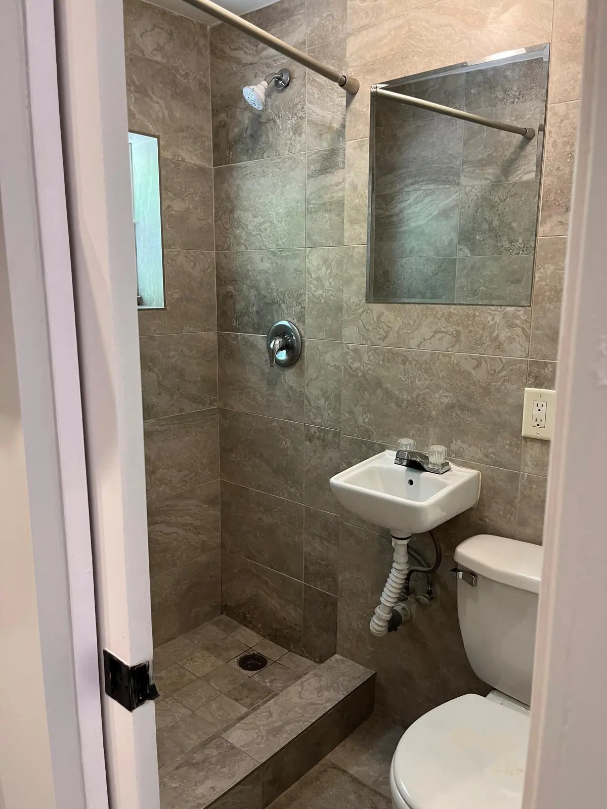 275 NW 32nd Street C, Oakland Park, FL – photo 6