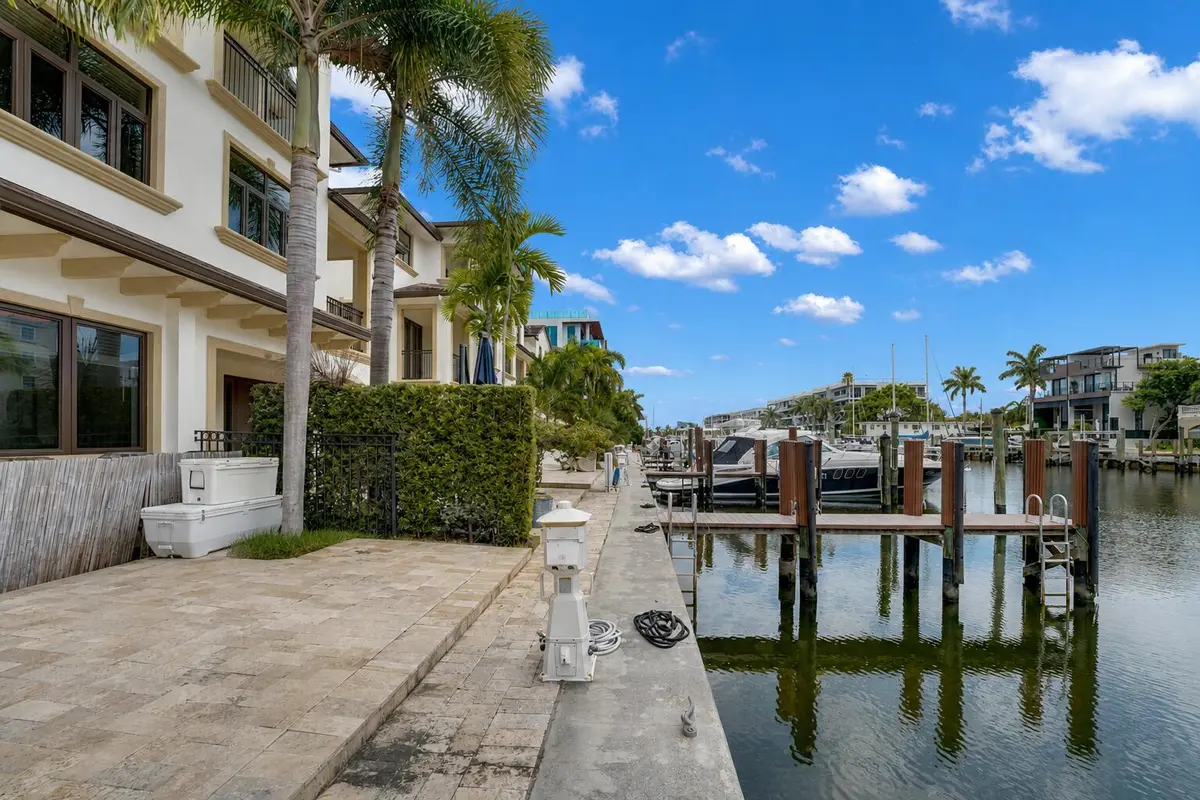 105 ISLE OF VENICE Drive 105, Fort Lauderdale, FL – photo 6