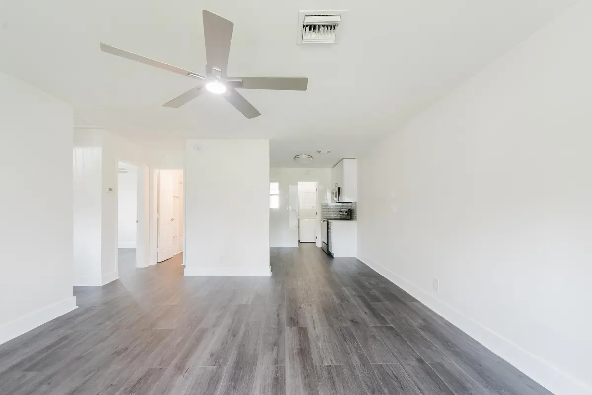 GTH (11 of 34) at 2772 NE 5th Avenue 2774 A, Boca Raton