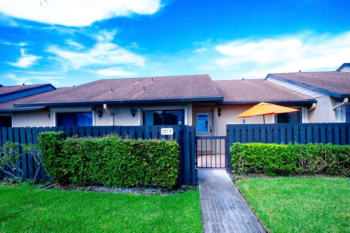 _BL_9280 at 727 Sunny Pine Way F, Greenacres