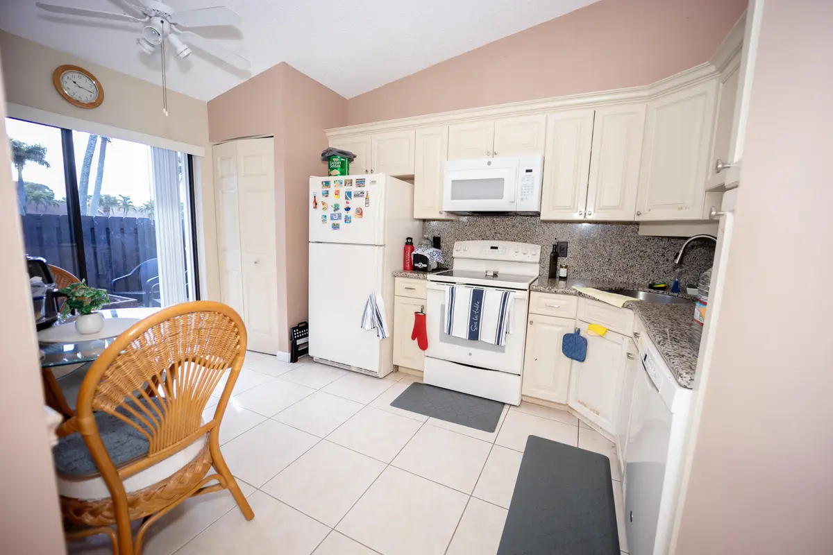_BL_9105 at 727 Sunny Pine Way F, Greenacres