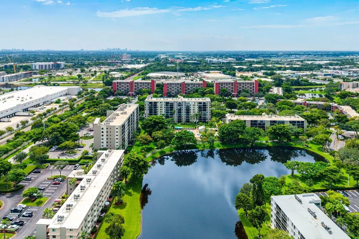 c32 at 2205 S CYPRESS BEND Drive 103, Pompano Beach