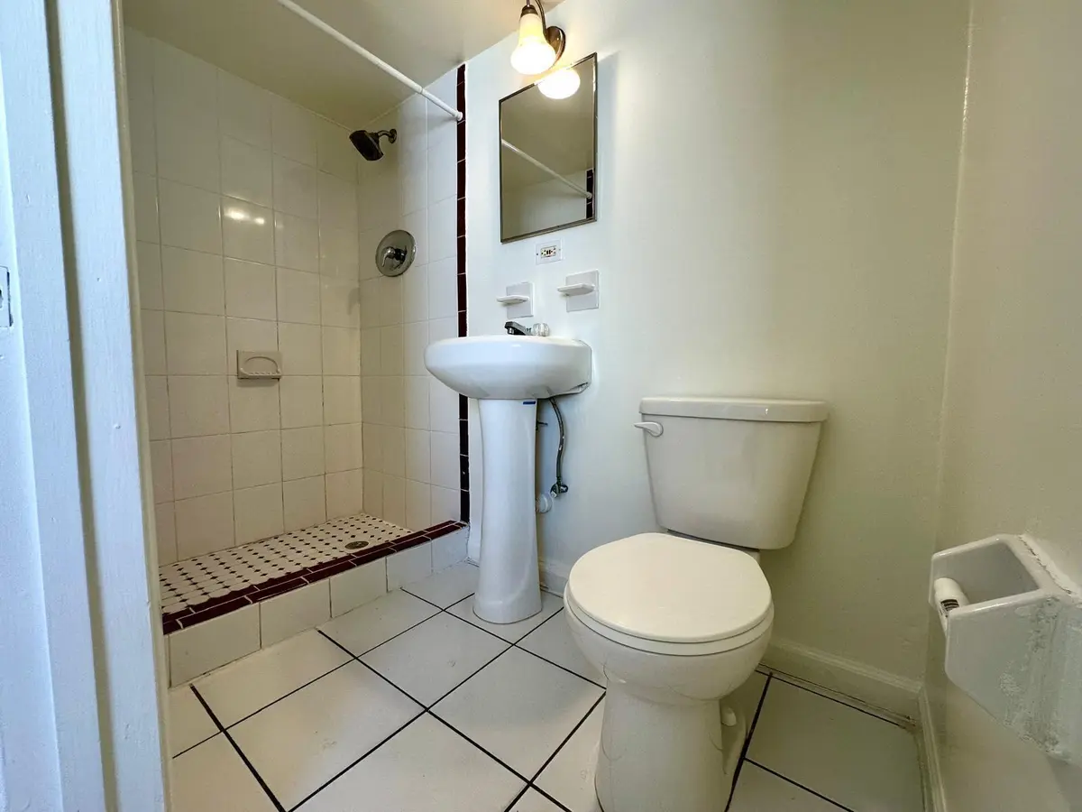 4fe1494a-08d4-4661-990f-a2226447dabd at 6101 Webster Avenue 2, West Palm Beach