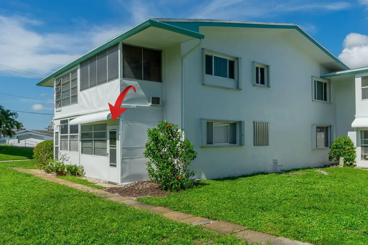 27-web-or-mls-DSC09381 at 2290 SUNSET Avenue 7, Lake Worth Beach