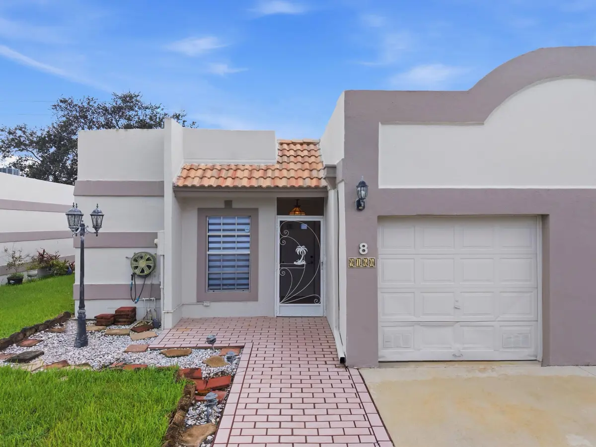 Front 1 at 9160 Fairbanks Lane 8, Boca Raton