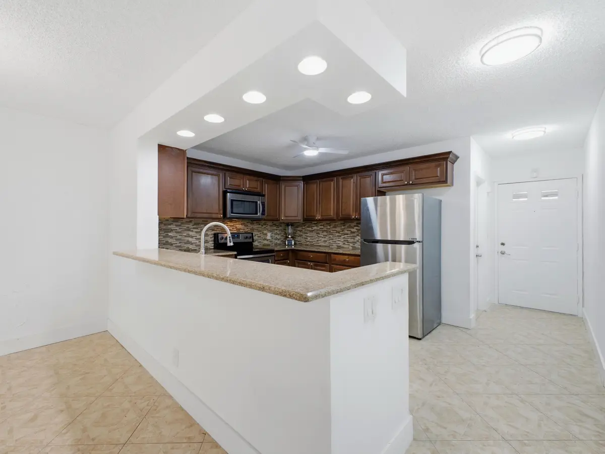 Kitchen 1 at 9160 Fairbanks Lane 8, Boca Raton