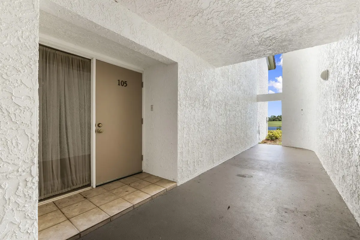 7-web-or-mls-DSC05501 at 3200 Twin Lakes Terrace 105, Fort Pierce