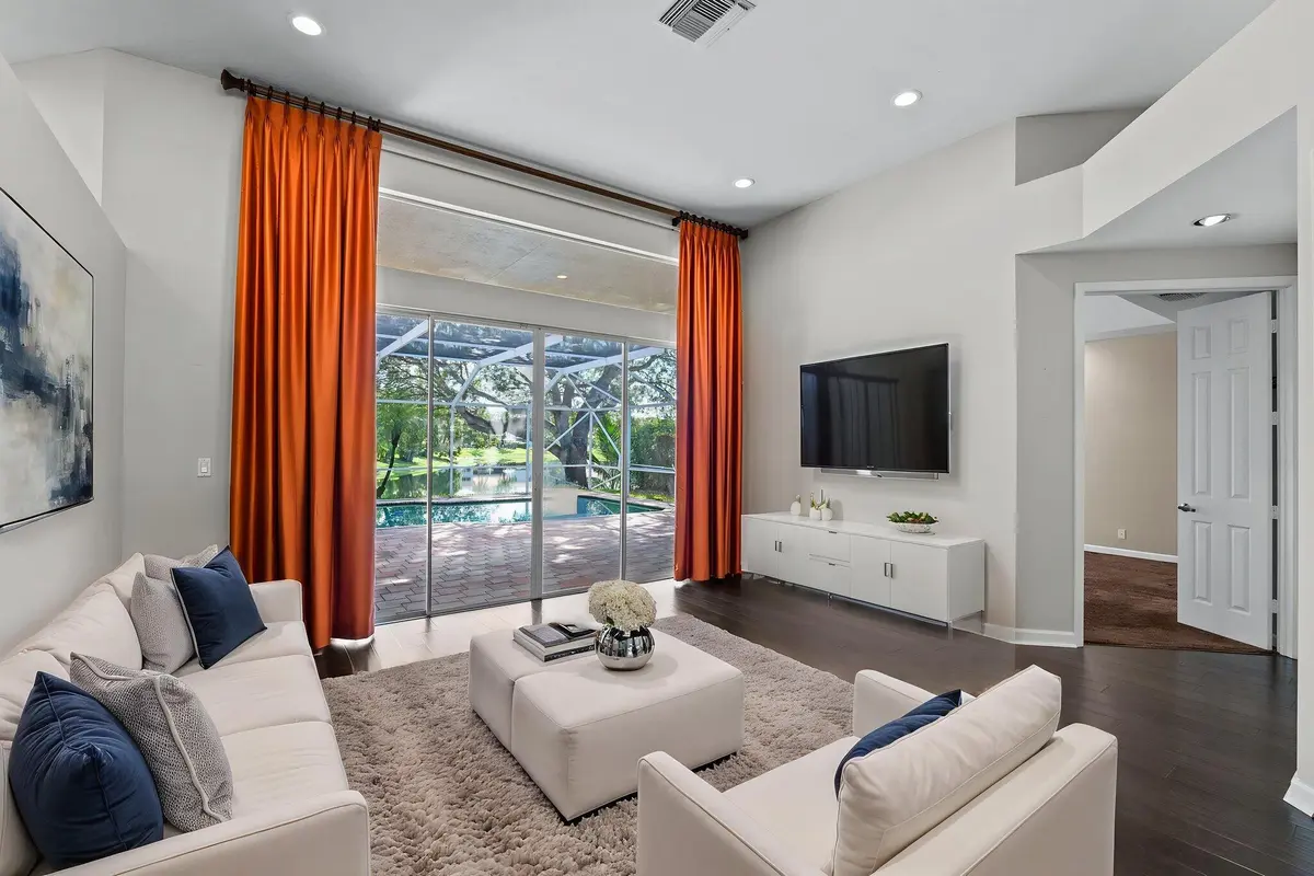 12-web-or-mls-A7408004-2 virtually stage at 4933 CHARDONNAY Drive, Coral Springs