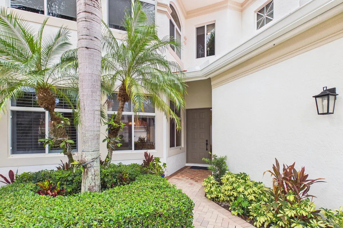 Entrance at 101 Palm Bay Circle B, Palm Beach Gardens