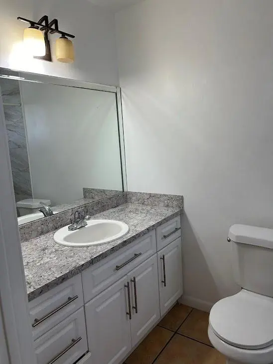 Photo 7 at 1440 Miami Road Unit 6, Fort Lauderdale
