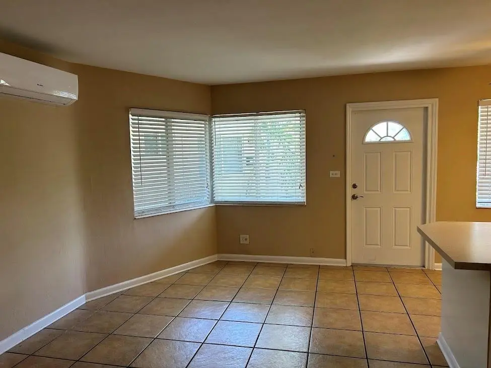 Photo 9 at 1440 Miami Road Unit 6, Fort Lauderdale