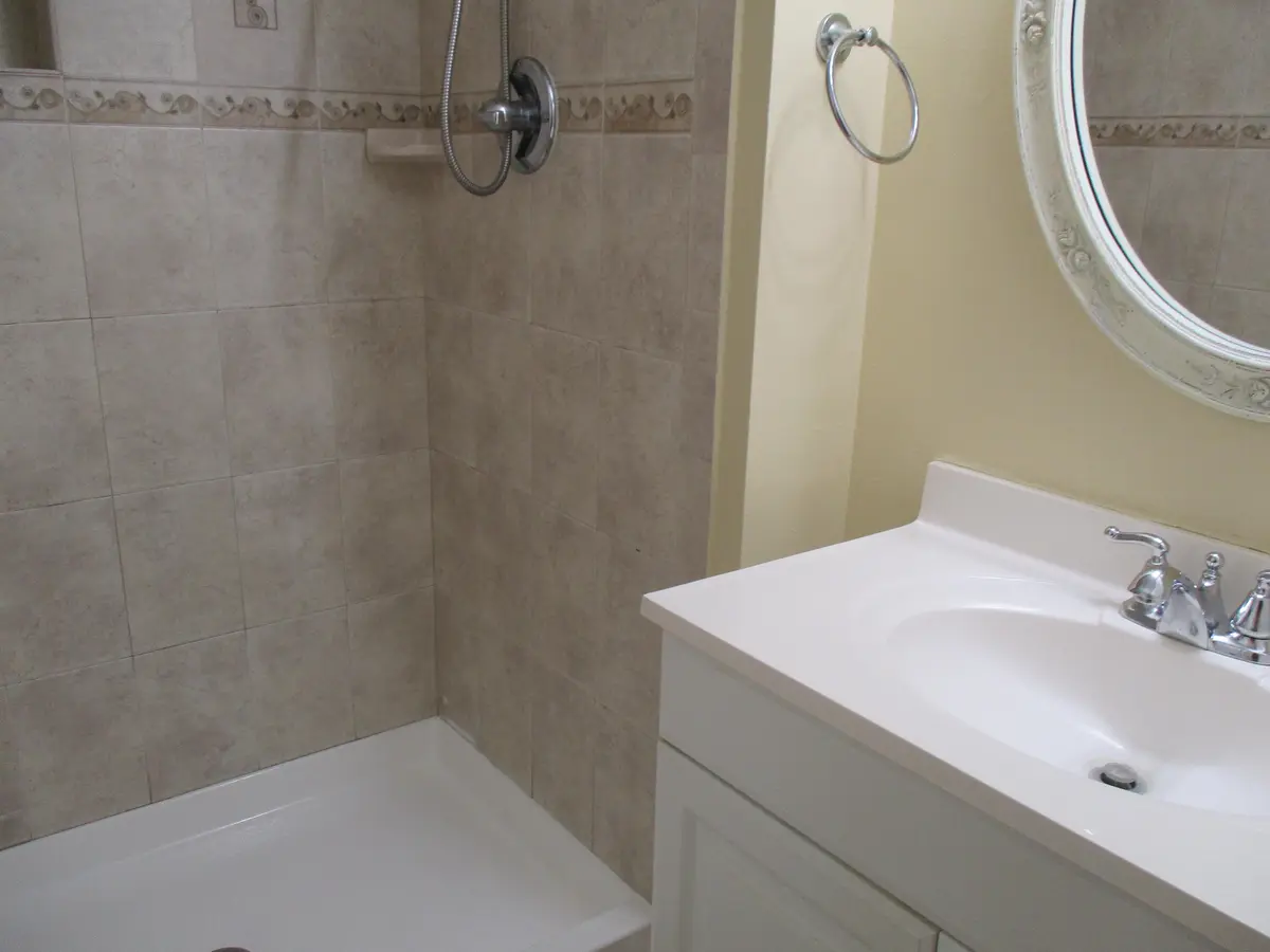 PL MASTER BATH at 9389 NW 1ST Court 201, Pembroke Pines