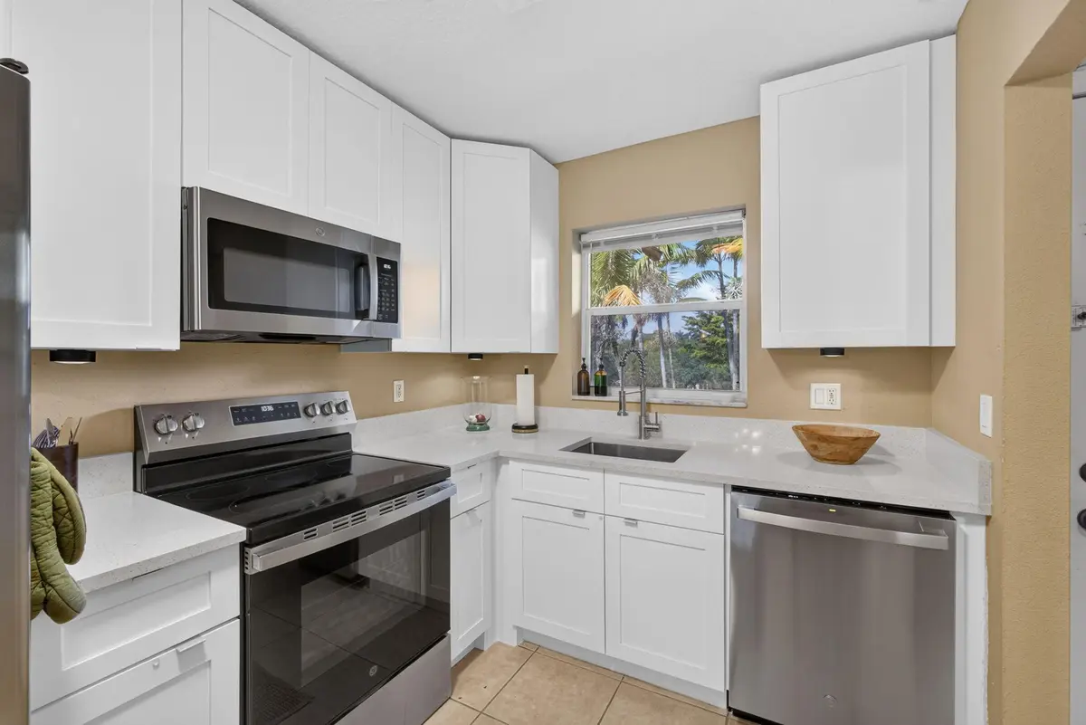 13-web-or-mls-5D1A4618 at 120 Sparrow Drive 304, Royal Palm Beach