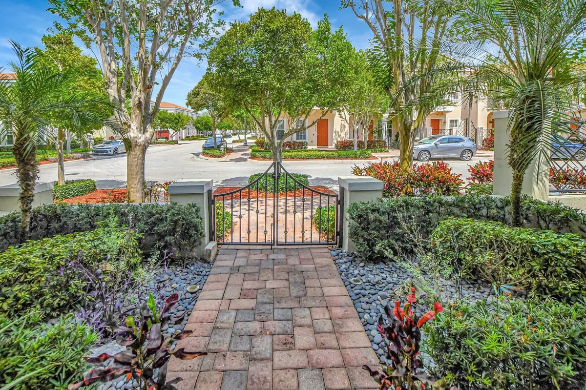 Photo 3 at 8316 NW 9th Avenue, Boca Raton