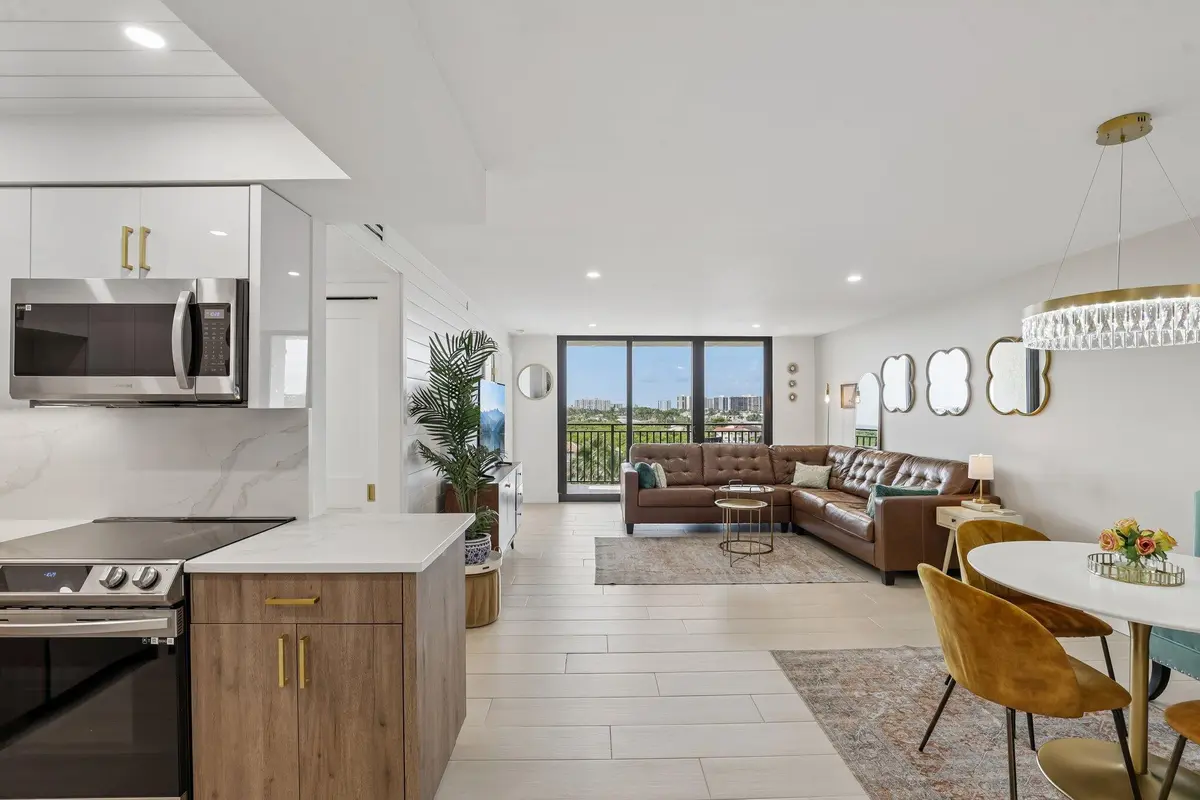 5-web-or-mls-S Ocean Blvd 704-S0108-005 at 3912 S Ocean Boulevard 704, Highland Beach