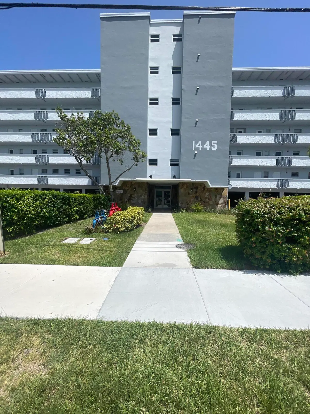 IMG_4691 at 1445 ATLANTIC SHORES Boulevard 410, Hallandale Beach