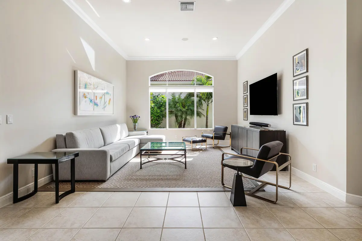 007-8138ValhallaDrive-DelrayBeach-FL-334 at 8138 Valhalla Drive, Delray Beach