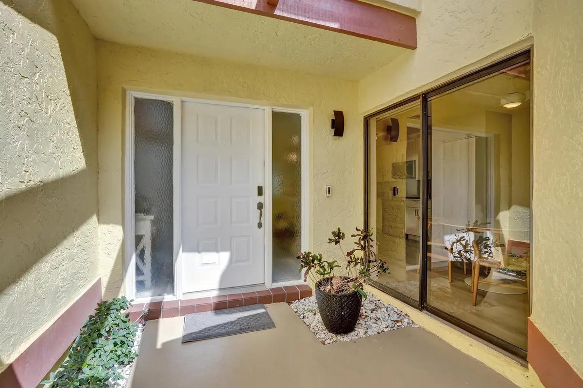 5355 Tenth Fairway Drive at 5355 10th Fairway Drive 2, Delray Beach