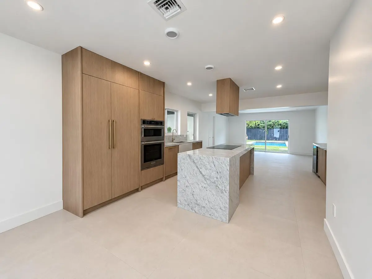 Kitchen 3 at 1516 NE 15th Avenue, Fort Lauderdale
