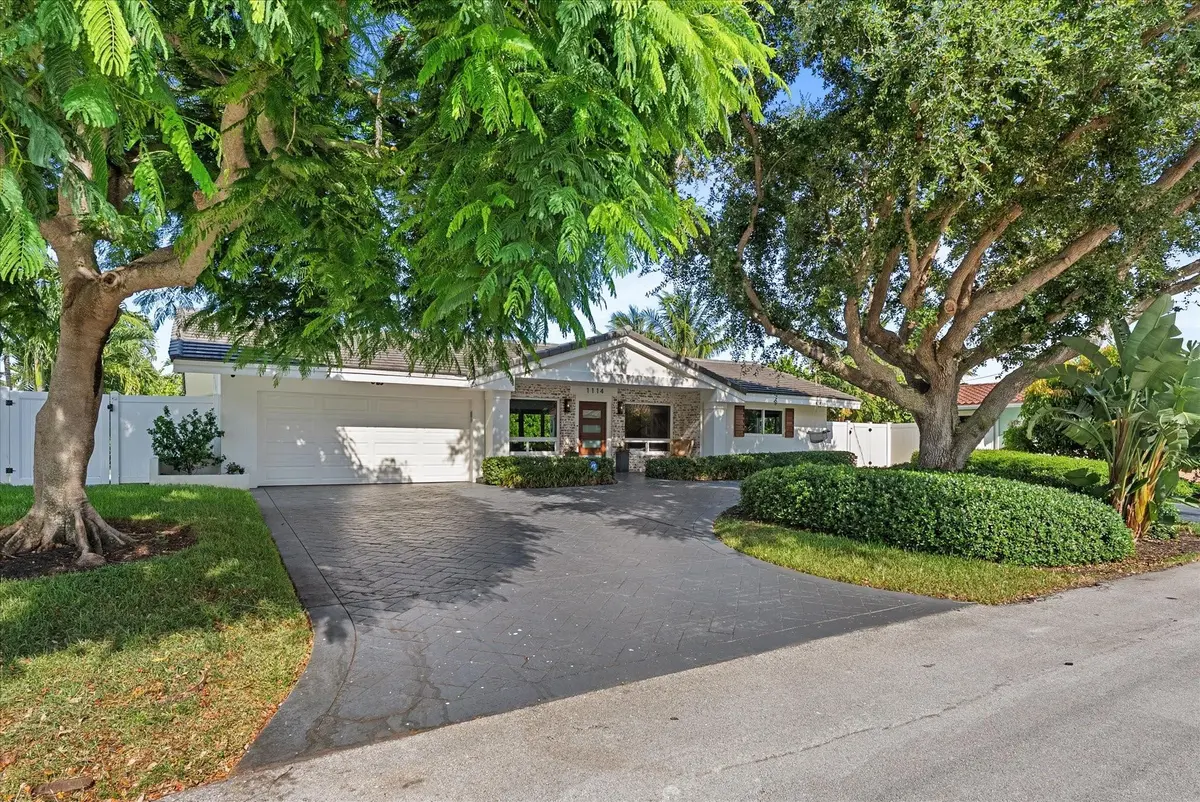 Photo 3 at 1114 SE 14th Avenue, Deerfield Beach