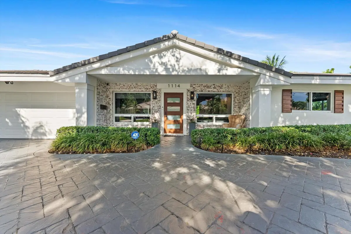 Photo 4 at 1114 SE 14th Avenue, Deerfield Beach