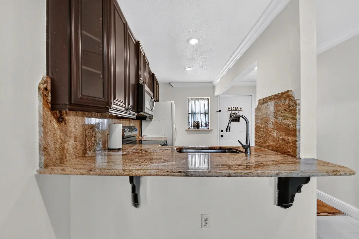 617IxoriaAve(5) at 617 IXORIA Avenue 23, Fort Pierce
