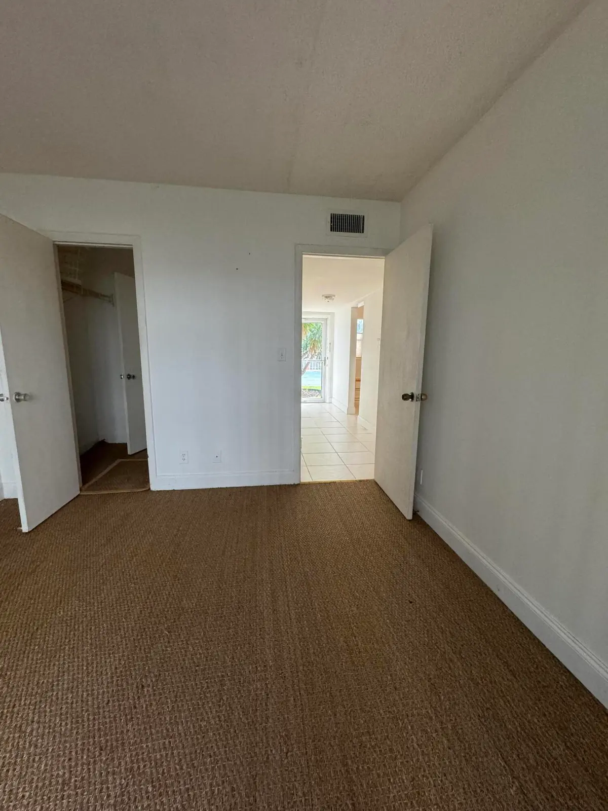 IMG_9870 at 4500 N FLAGLER Drive D2, West Palm Beach