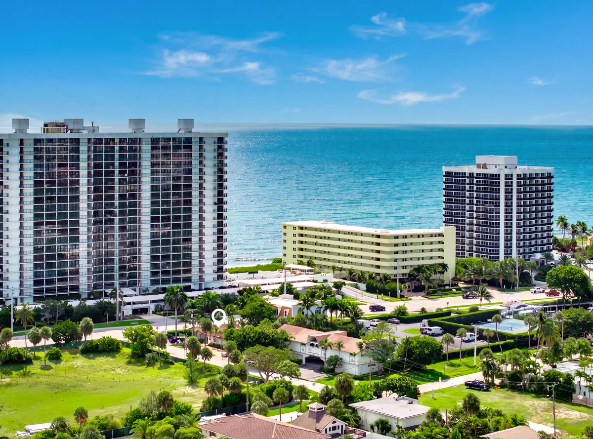 Unit2df-4 at 201 S Ocean Boulevard, Boca Raton