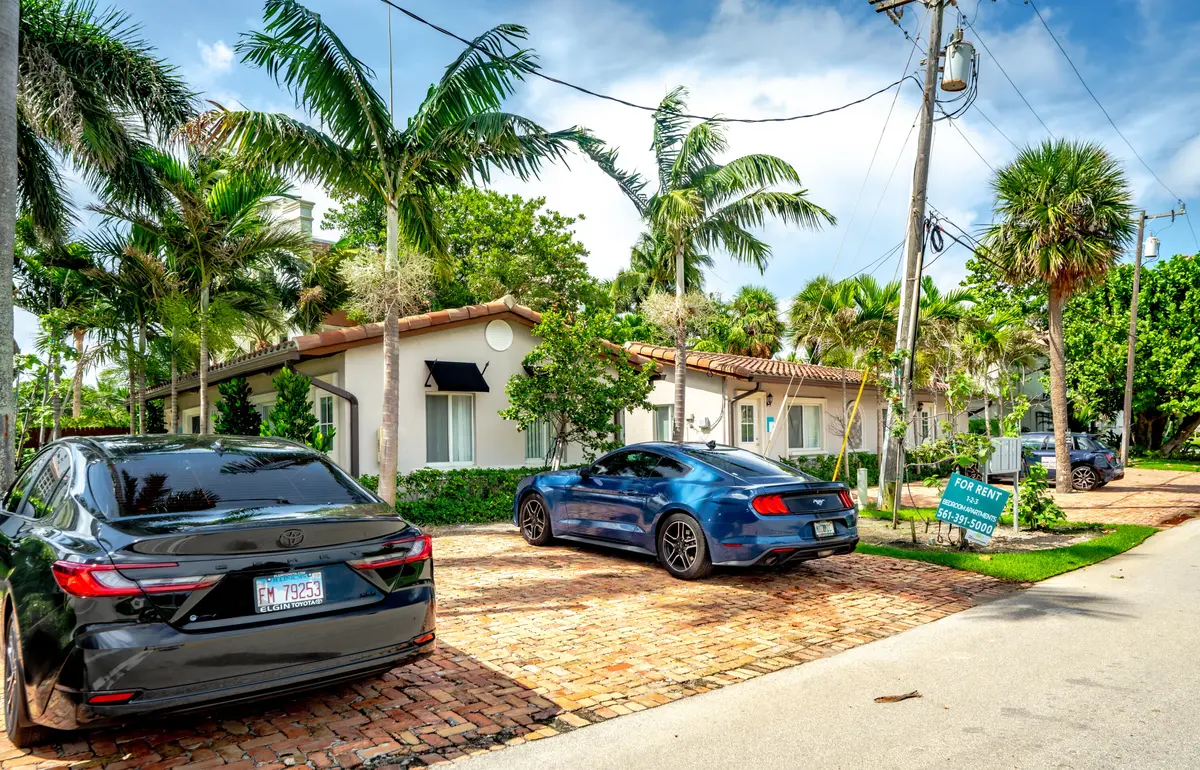 Unit7-18 at 201 S Ocean Boulevard, Boca Raton