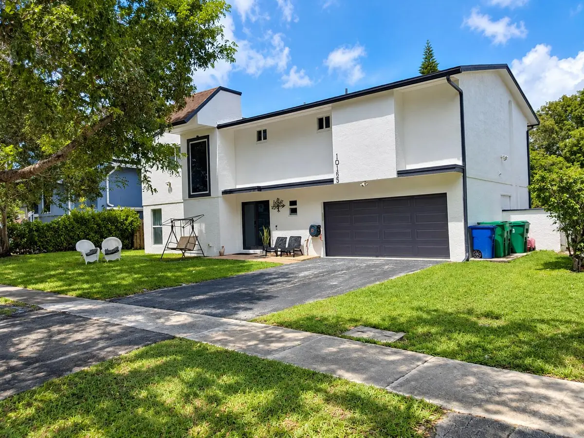 Front of Structure at 10165 SW 53rd Street, Cooper City
